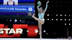 sr q agiurgiuculese alexandra ita ph simone ferraro sfa06122 copia